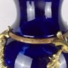 Vase d'époque Empire Bleu Royal porcelaine et bronze, antiquité. – Image 4