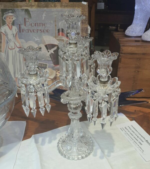 Ancien Chandelier Baccarat signé, modèle Bambous et Médaillons, 5,6 kg, années 1900