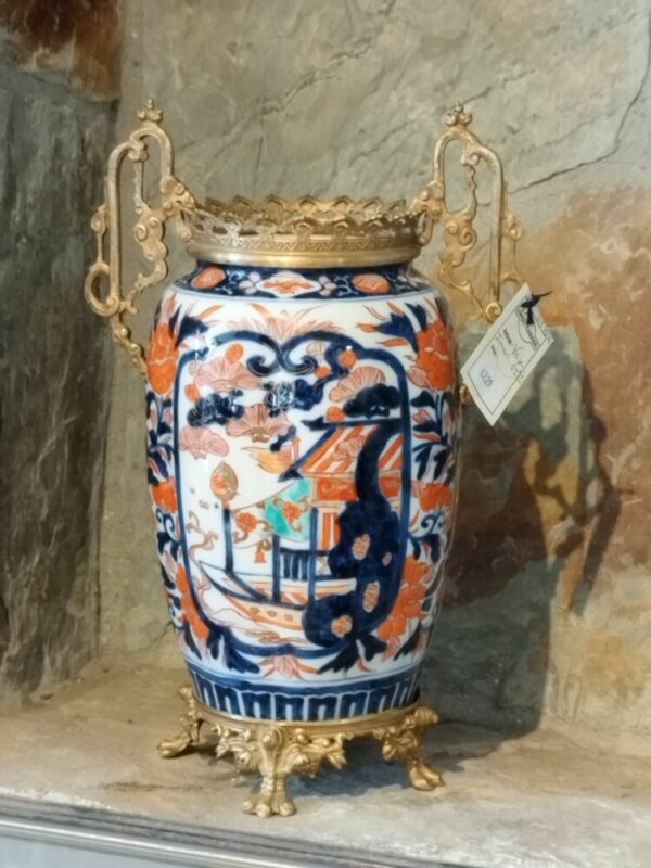 Ancien Vase double anses Imari bronze et porcelaine, fin XIXème