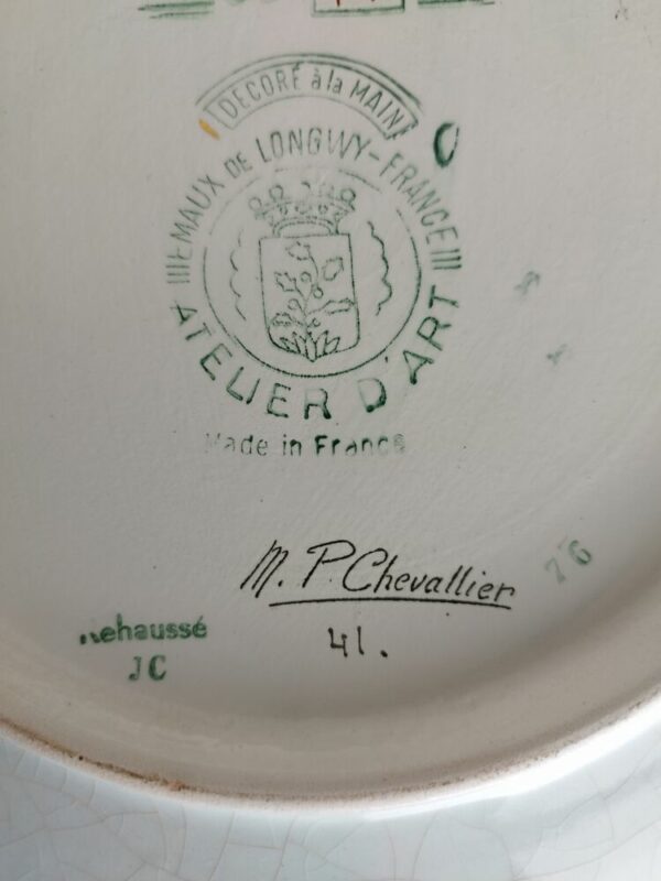 Ancien Plat émaux de Longwy signé MP Chevallier numéroté 41/150 – Image 3