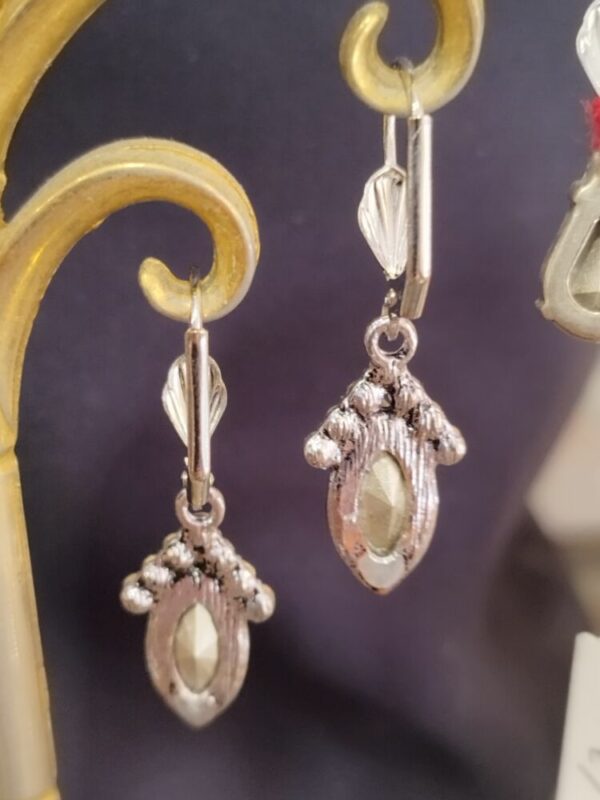 Paire de Boucles d'oreille en cristal rose swarovski – Image 2