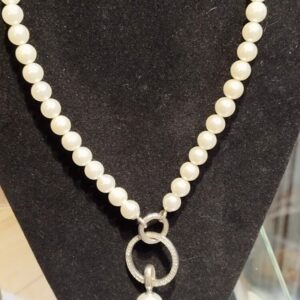 Collier Ti Sento en perles blanches et argent sterling. Seconde main